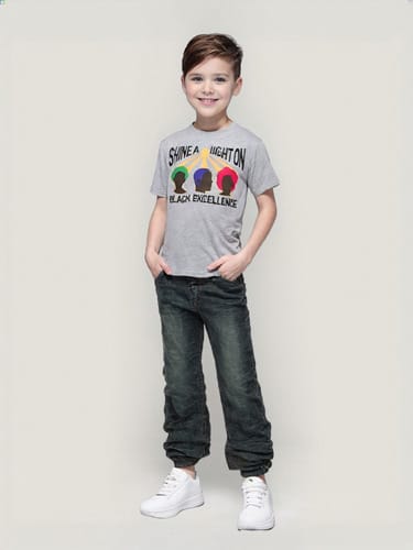 Remera niño MC Black Excelente