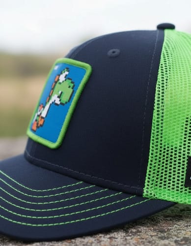 Gorra visera con parche Yoshi