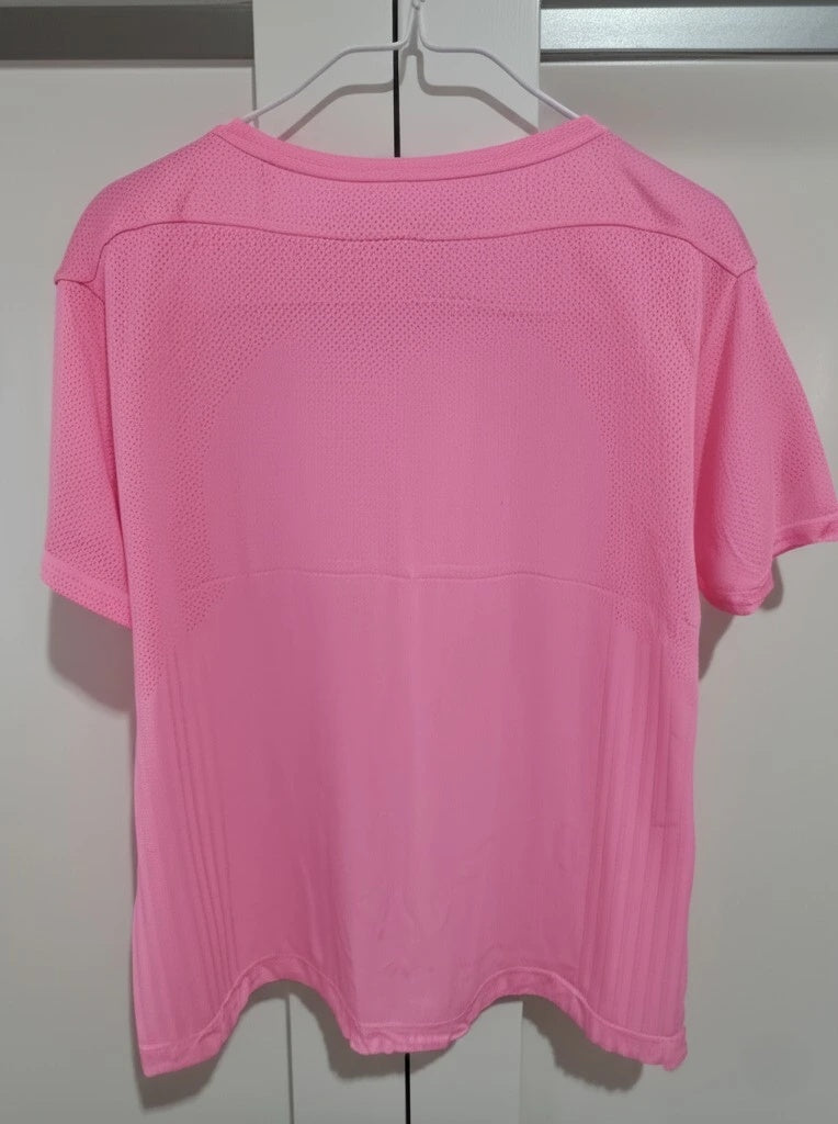 Remera dama All in Motion dry fit