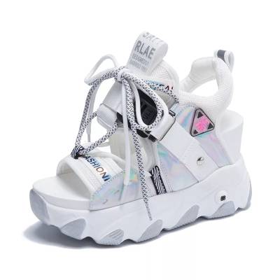 Zapatilla dama chinela con cordones