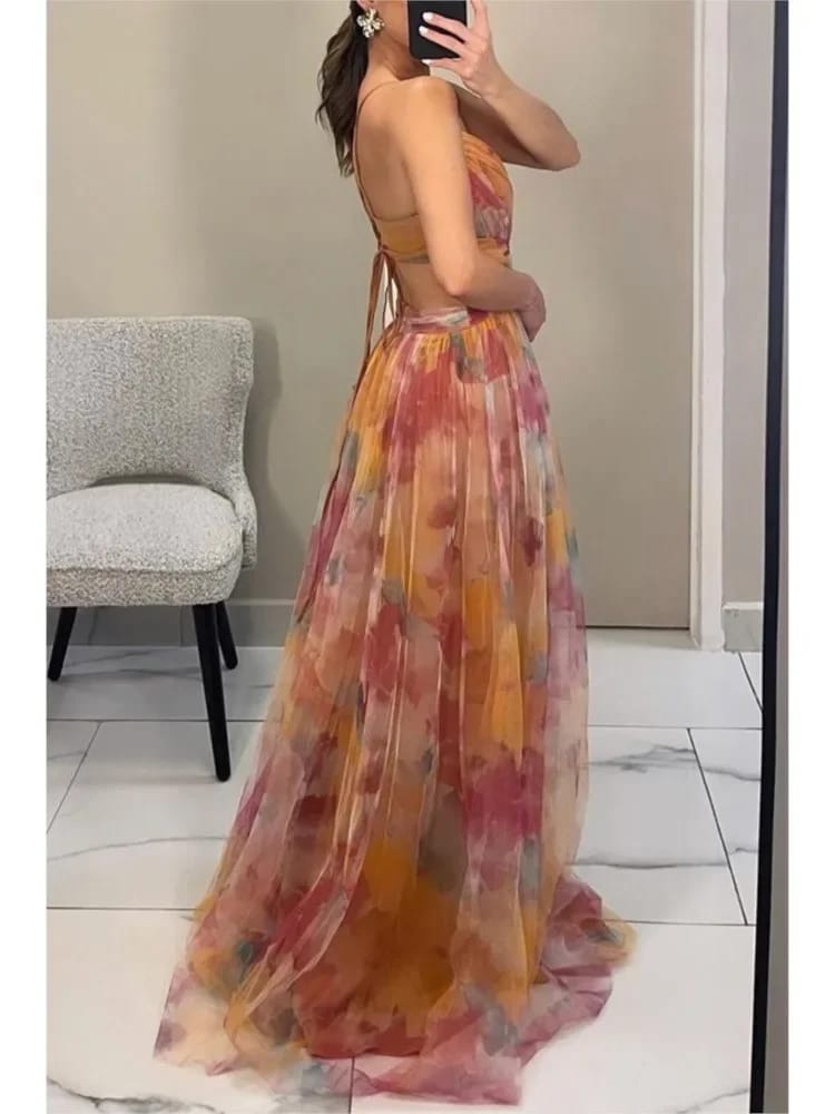 Vestido Largo de Fiesta o Club con Malla y Tirantes Delgados. 