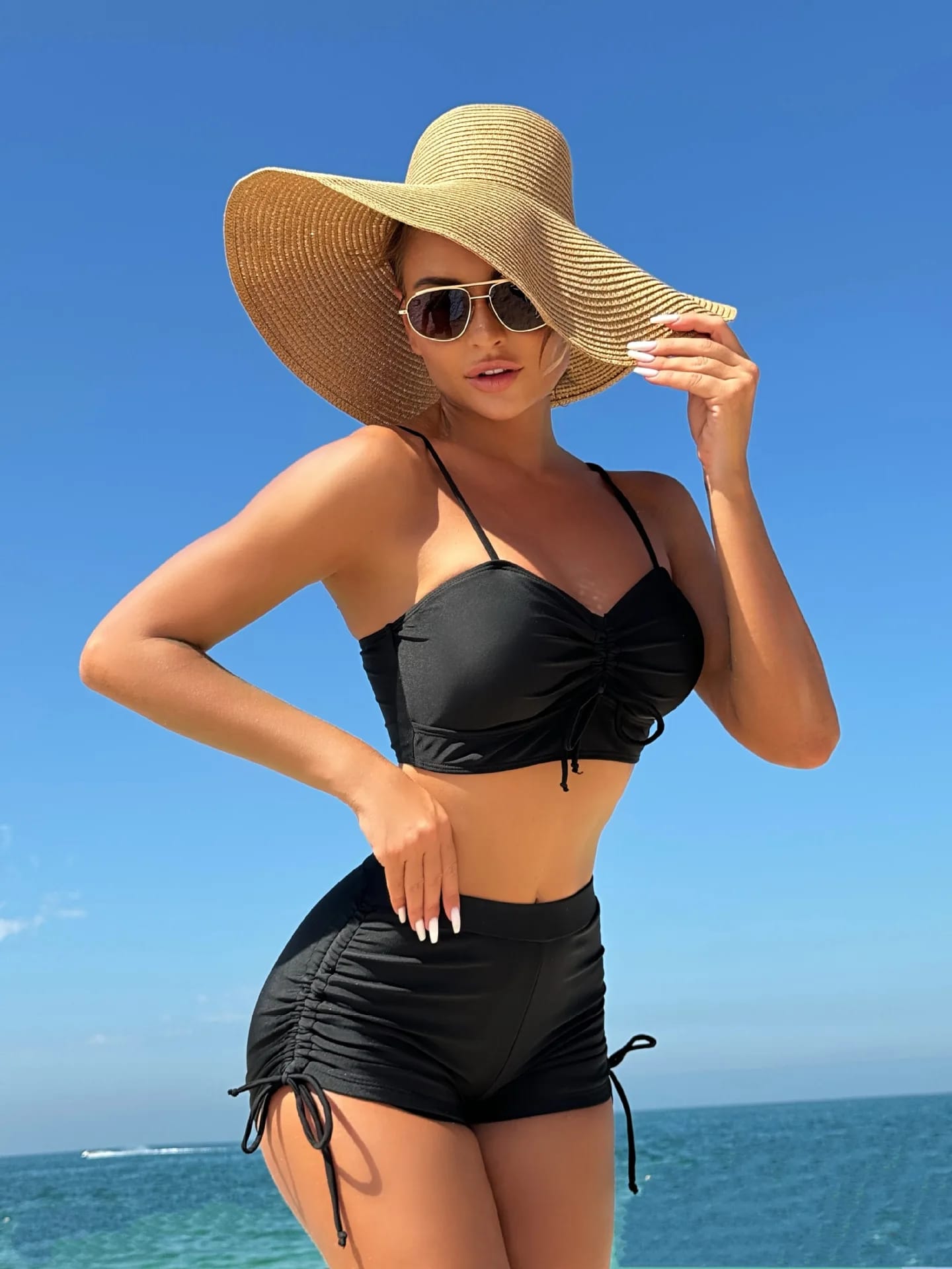 Bikini de 2 piezas conservador para mujer, color liso, con short tipo boxer y cordón lateral. Ideal para el verano. - Black