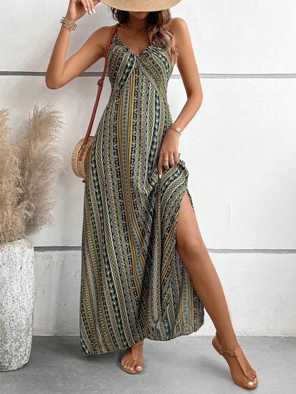 Vestido Largo de Verano para Mujer con Estampado Étnico, Espalda Descubierta y Tajo en Muslo, Estilo Boho con Volados, Ideal para Playa.