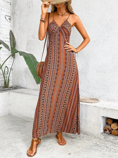Vestido Largo de Verano para Mujer con Estampado Étnico, Espalda Descubierta y Tajo en Muslo, Estilo Boho con Volados, Ideal para Playa.