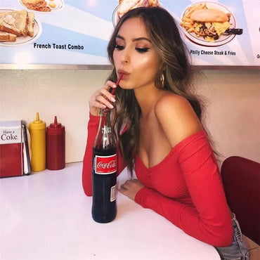 Remera de Mujer Sexy y de Moda para Club, Manga Larga, Hombros Descubiertos, Color Liso.