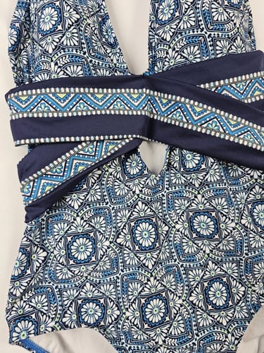 Bikini dama entero con margaritas 