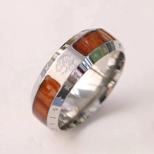Anillo hombre Valhala simil madera y vidrio