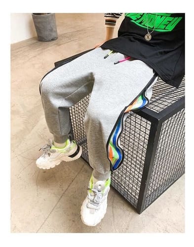 Deportivo Algodón cierre lateral con rallas de colores