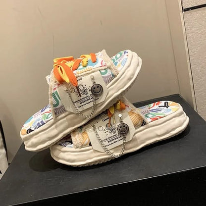 Chinelas dama jean con cadenas