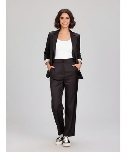 Conjunto dama chaqueta manga rayada + pantalon