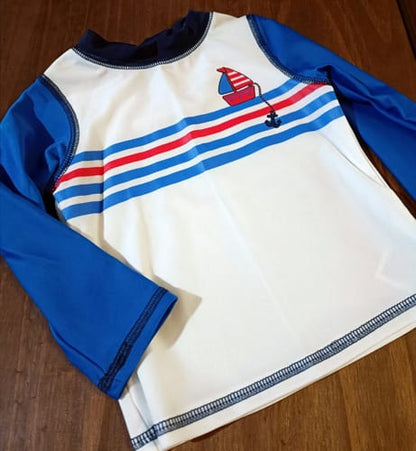 Conjunto Niño Sort baño y remera