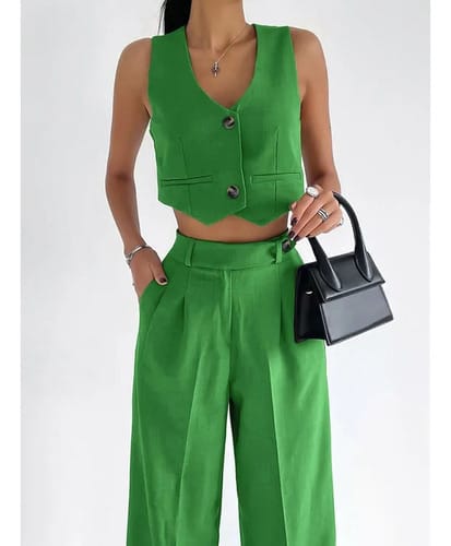 Conjunto dama Esmeralda chaleco corto pantalon elefante