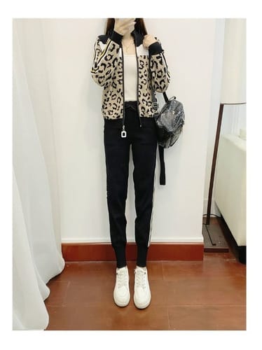 Conjunto mujer deportivo de hilo animal print