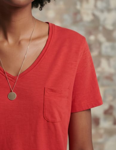 Remera dama MC escote v universal