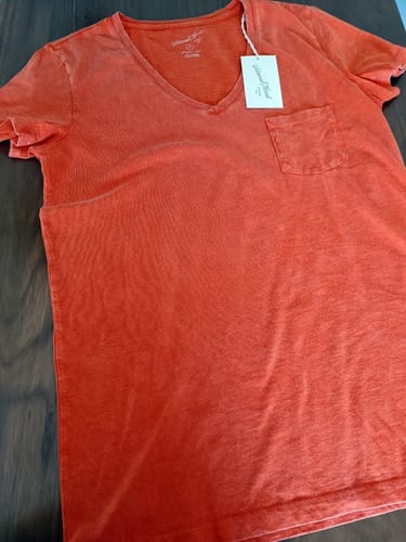 Remera dama MC escote v universal