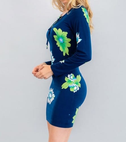 Vestido manga larga con flores grandes Capella