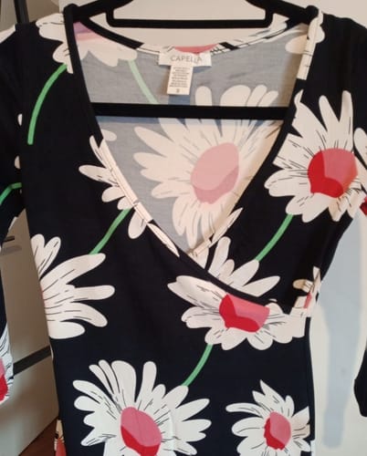 Vestido 3/4 con Flores grandes Capella