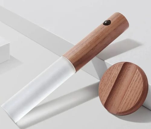 Lampara led en tubo magnetica de madera recargable con sensor de momiviento