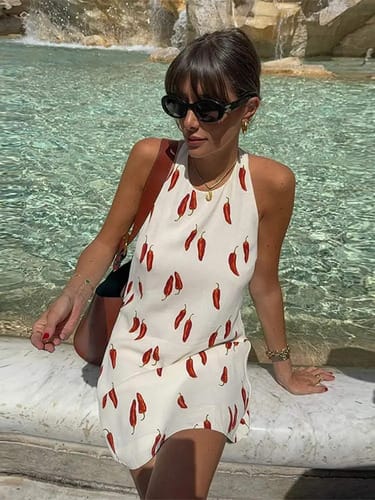 Vestido solera cuello halter pimiento