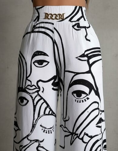 Pantalon dama pata elefante cinto de broche