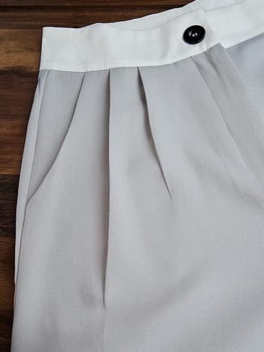 Conjunto dama  chaleco pico pantalon elefante con pretina