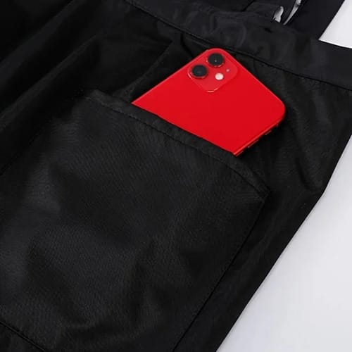 Delantal liso con 2 bolsillos al frente 