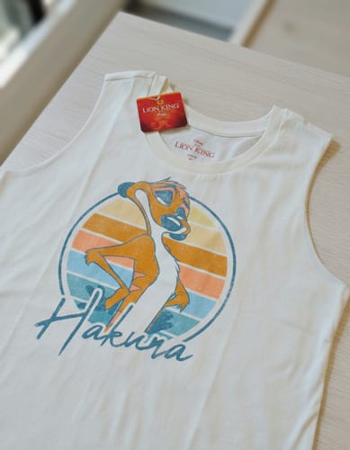 Musculosa dama Disney