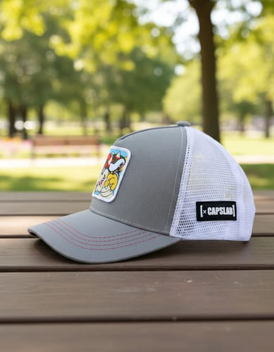 Gorra visera con parche Kupa
