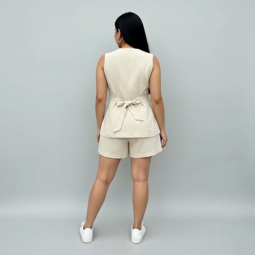 Conjunto dama short y chaleco con botones