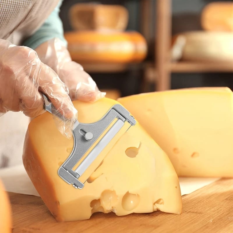 Cortador de Queso de Acero Inoxidable 304, ajustable en grosor (0.5-10mm) para lograr rebanadas perfectas en todo momento.