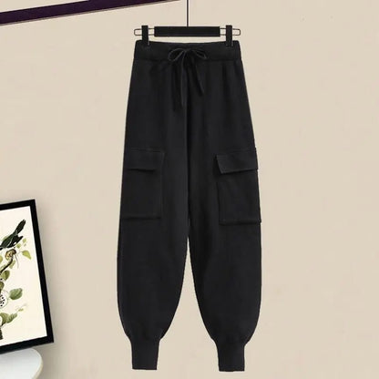 Conjunto Casual Elegante de Dos Piezas para Mujer: Suéter Tejido con Lazo y Pantalón. Ideal para Invierno y Media Estación.