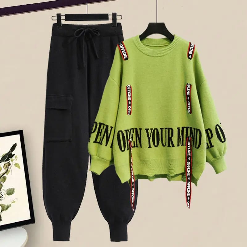 Conjunto Casual Elegante de Dos Piezas para Mujer: Suéter Tejido con Lazo y Pantalón. Ideal para Invierno y Media Estación.