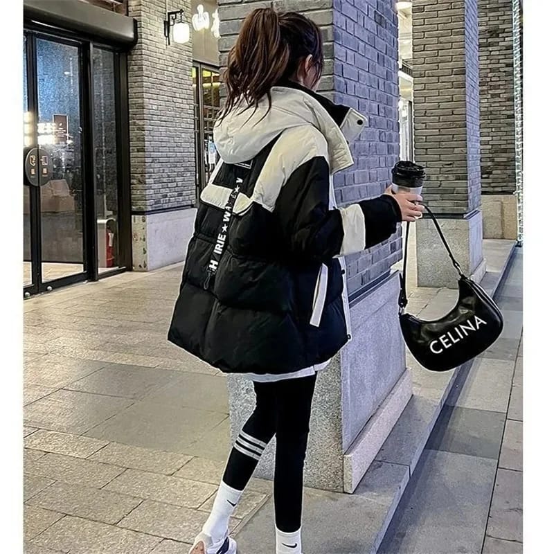 Campera Parka Larga Mujer Negra Oversize con Capucha y Relleno Abrigado