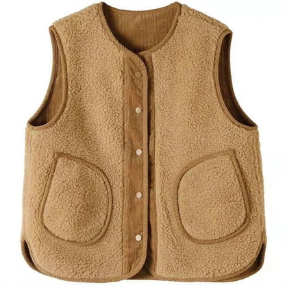 Chaleco de mujer reversible doble capa, con forro de pana, de calce holgado. Ideal para media estación.