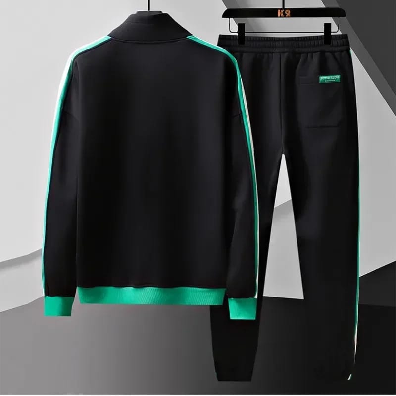 Conjunto de Hombre de Dos Piezas: Campera con cierre manga larga y pantalón casual. Diseño combinado en color liso, ideal para media estación.
