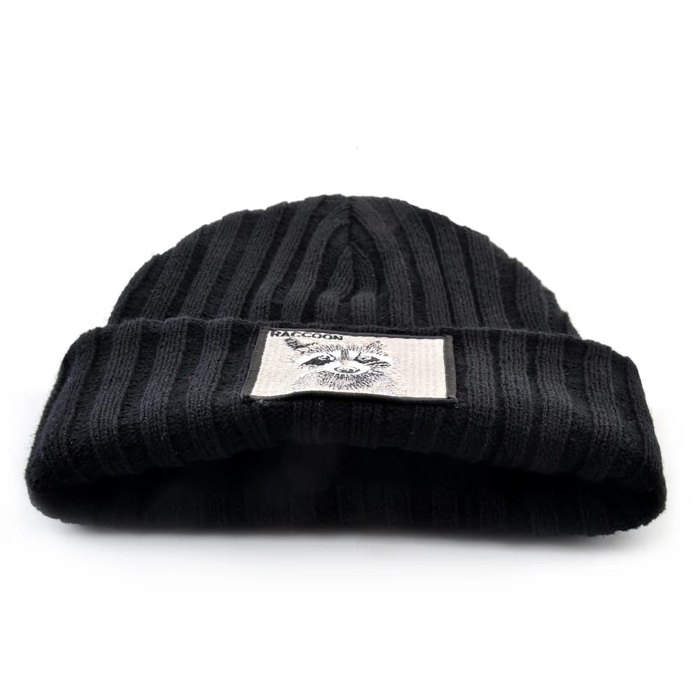 Gorro Beanie SM Tejido Con Parche Urbano