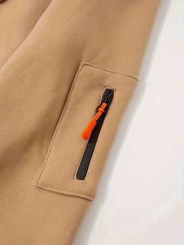 Buzo hombre canguro  con capucha y bolsillo frontal