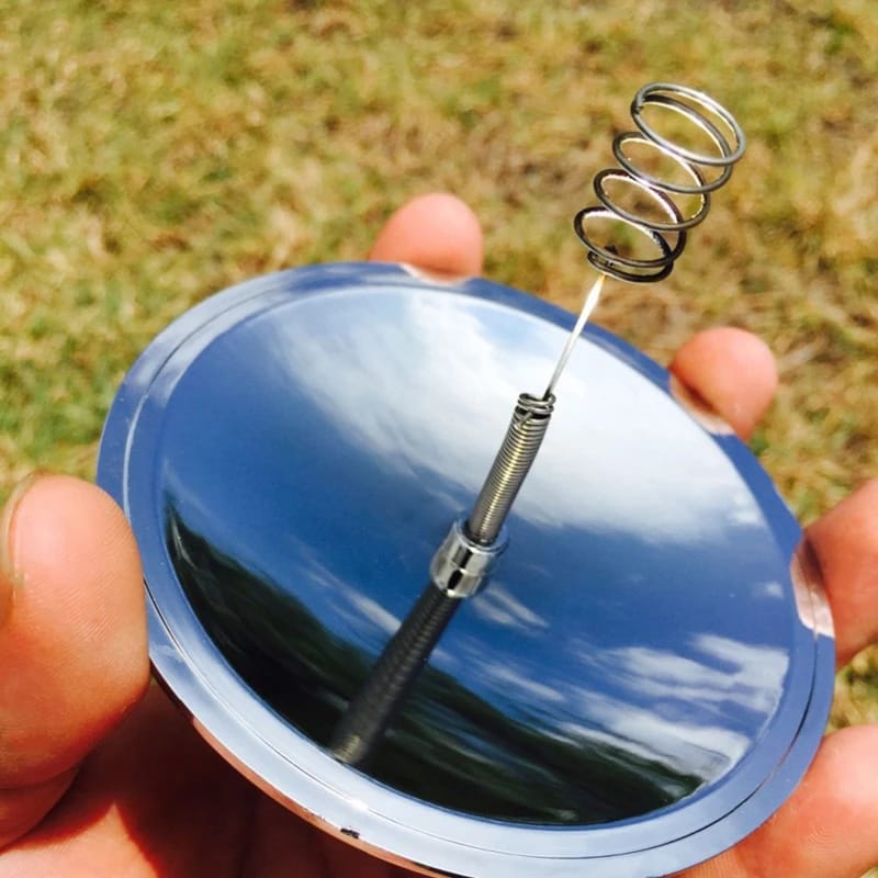 Encendedor Solar para Exterior, Camping y Supervivencia. Impermeable y Cortavientos. Arrancador de Fuego para Emergencias y Accesorios Outdoor.