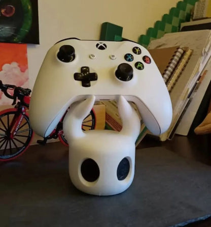 Soporte Universal para Controles de Juego PS4/PS5/Switch Temática Hollow Knight. Accesorio Gaming de Escritorio para Exhibir.