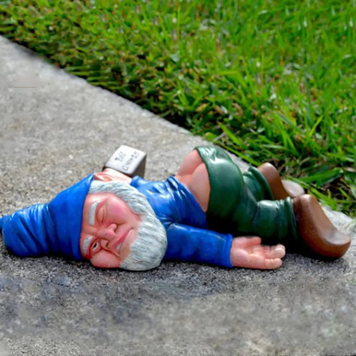 Gnomos de Jardín Borrachos de 15cm: Estatuas Divertidas de Resina para Decoración del Hogar. Adornos Caprichosos para Interior y Exterior de EcoResina Resistente al Clima.