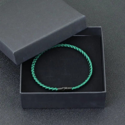 Pulsera de Cuerda Roja de Nylon para Hombre y Mujer. Diseño magnético para pareja, amuleto de la suerte, prosperidad y riqueza.