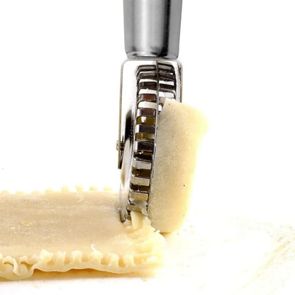 Rodillo cortador y sellador de masa doble cara. Utensilio multifunción para ravioles, empanadas y decorar bordes con encaje.