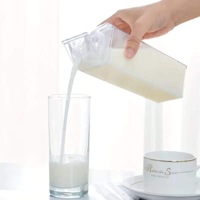 Botella de Agua Transparente Diseño Caja de Leche 500/1000ml. Estilo Coreano, Juvenil y Portátil de Gran Capacidad.