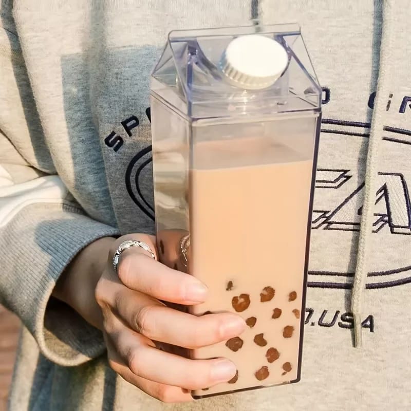 Botella de Agua Transparente Diseño Caja de Leche 500/1000ml. Estilo Coreano, Juvenil y Portátil de Gran Capacidad.
