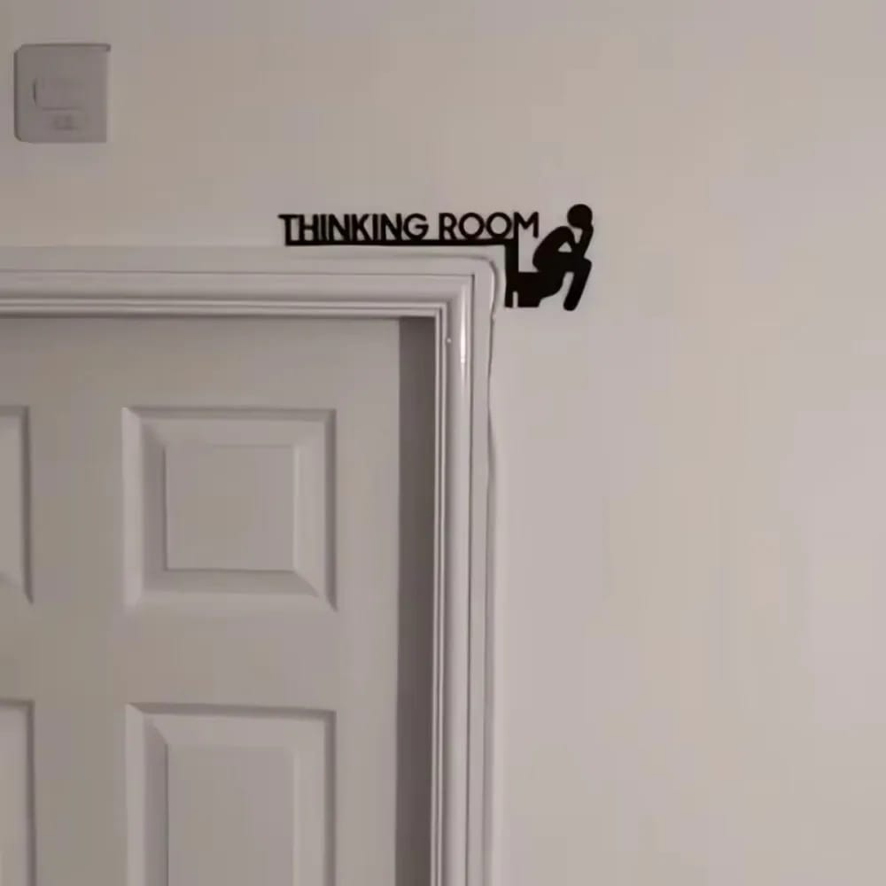 Señal Moderna de Metal para Puerta de Baño. Elegante Escultura de Pared "Thinking Room" para el Hogar. Arte Decorativo Colgante.