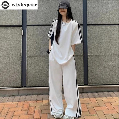 Conjunto Casual de Verano para Mujer: Remera Rayada Manga Corta y Pantalón Ancho Suelto, Dos Piezas.