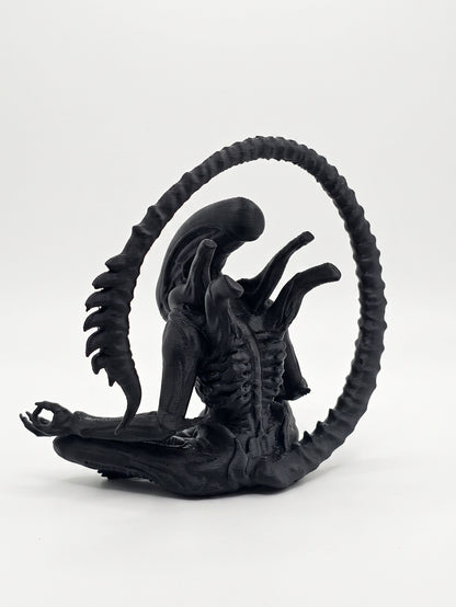Adorno Alien Meditando Diseño Creativo Coleccionable