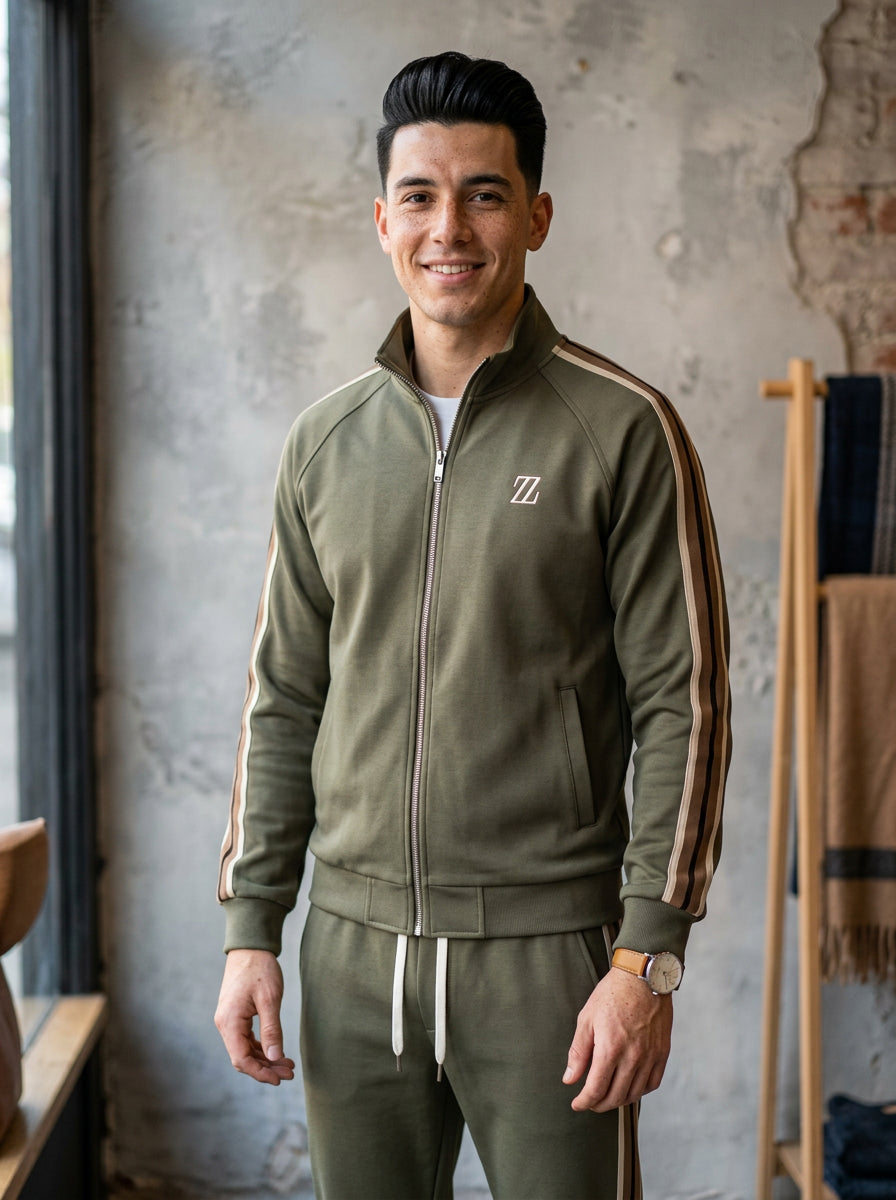 Conjunto Deportivo Hombre SM Bordado Trendy Media Estación