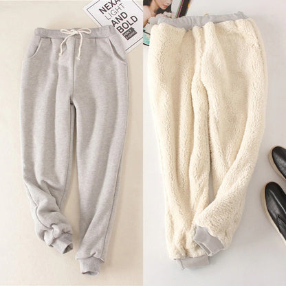 Pantalon deportivo mujer con corderito