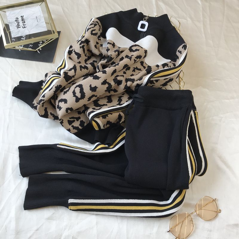 Conjunto mujer deportivo de hilo animal print